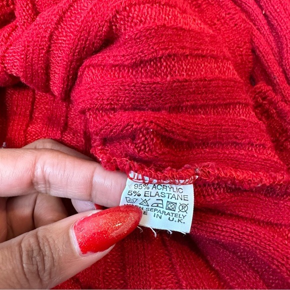 Y2K 90’s Red Sweater Silver Flower S/M - Picture 5 of 6